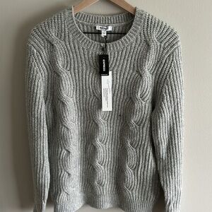 Cable Knit Crew Neck Sweater SZ M